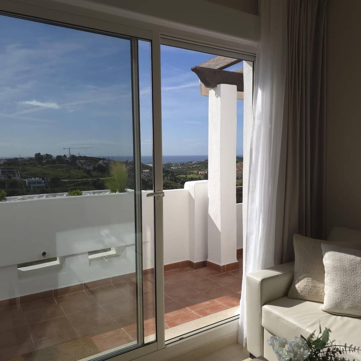2 sovrum Lägenhet till salu i Estepona med pool garage - 368 000 € (Ref: 9971962)