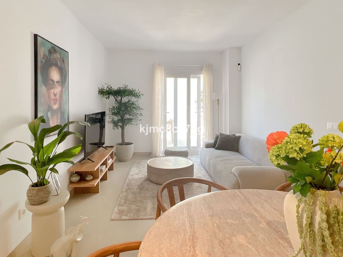 Apartamento de 3 habitaciones en Fuengirola en venta con piscina - 395.000 € (Ref: 9971964)