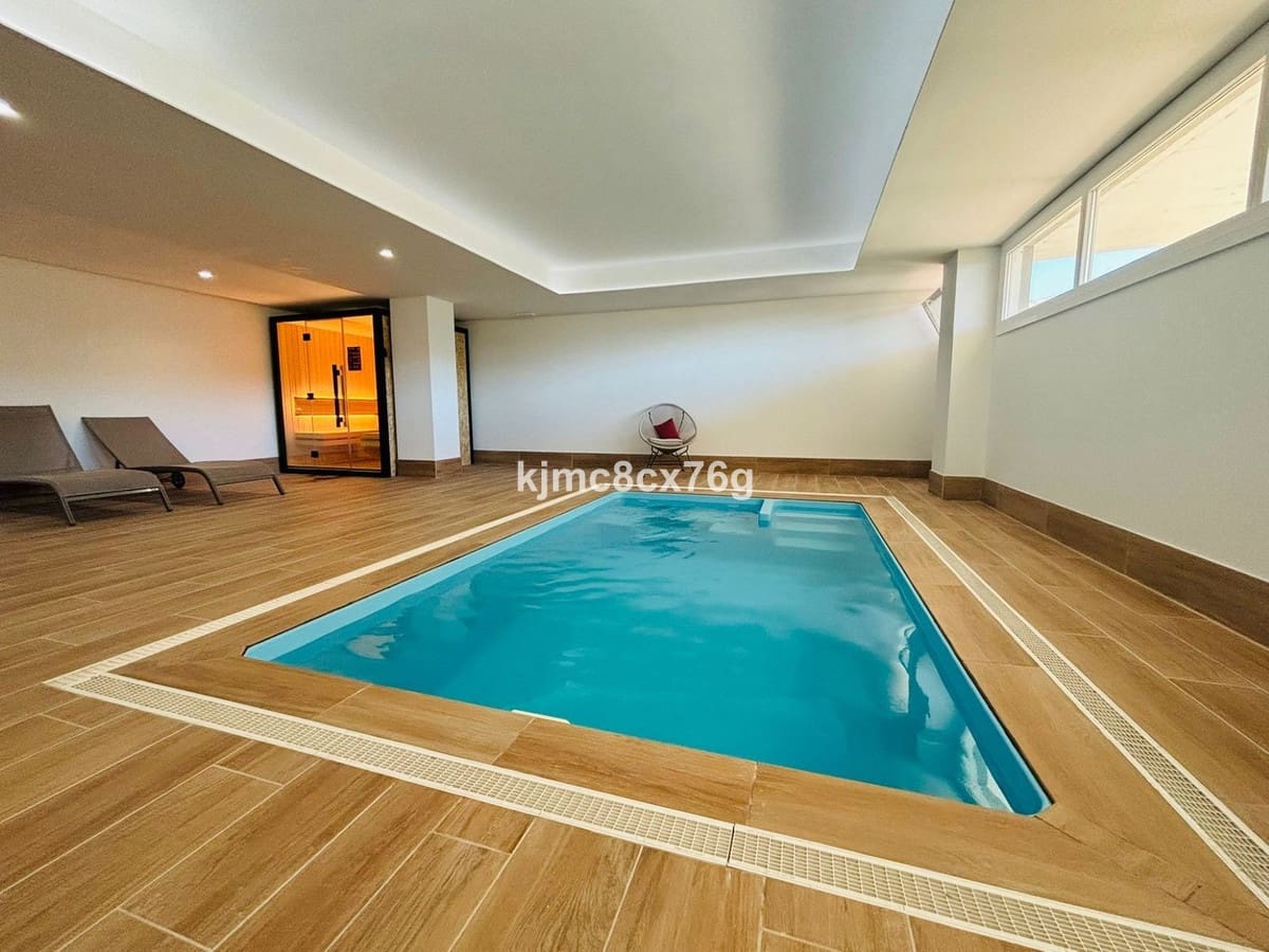 Apartamento de 3 habitaciones en Fuengirola en venta con piscina - 395.000 € (Ref: 9971964)
