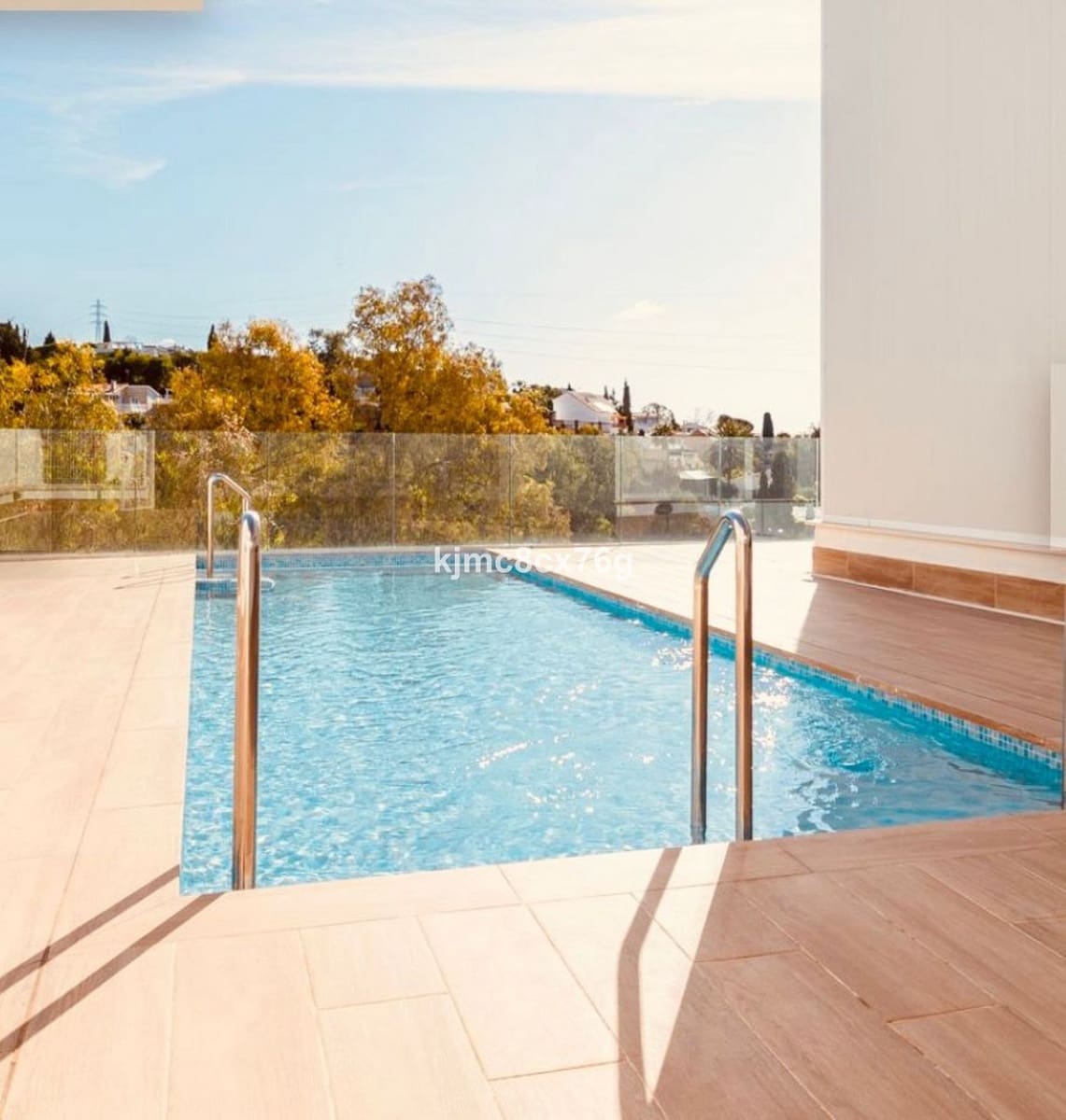 Apartamento de 3 habitaciones en Fuengirola en venta con piscina - 395.000 € (Ref: 9971964)