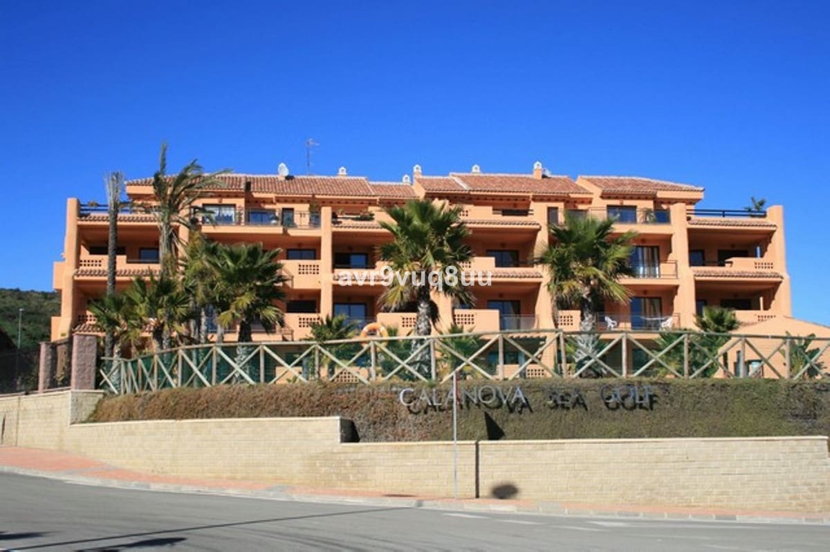 2 slaapkamer Appartement te koop in La Cala de Mijas met zwembad - € 385.000 (Ref: 9971969)