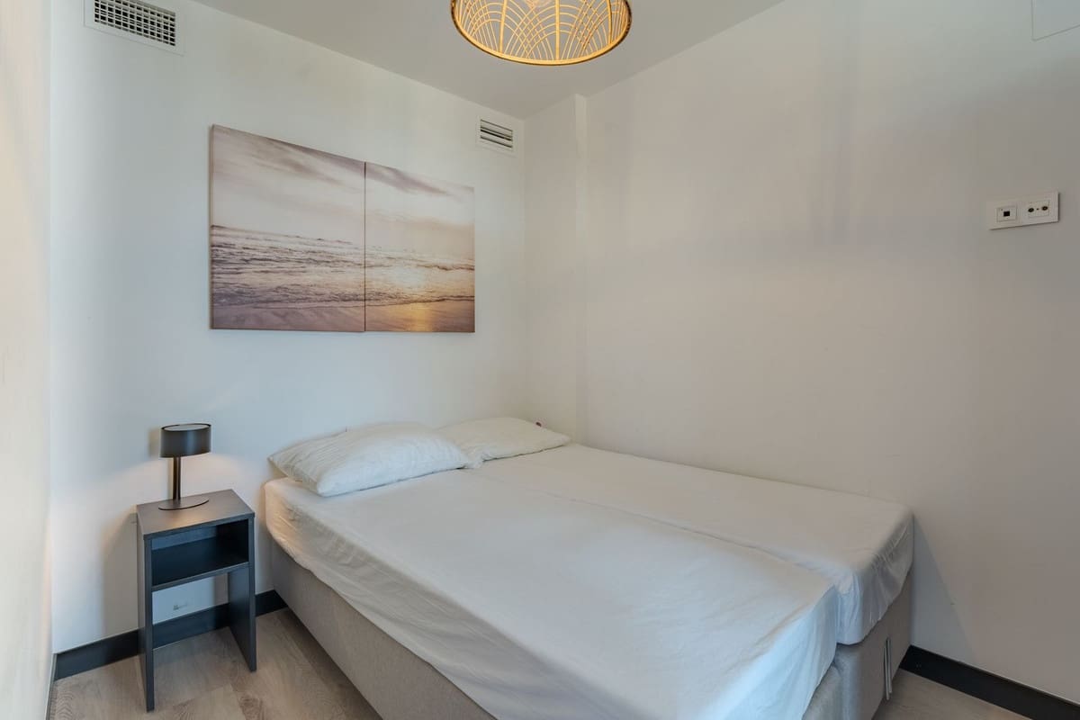 2 soverom Leilighet til salgs i Mijas Costa med svømmebasseng garasje - € 329 000 (Ref: 9971970)