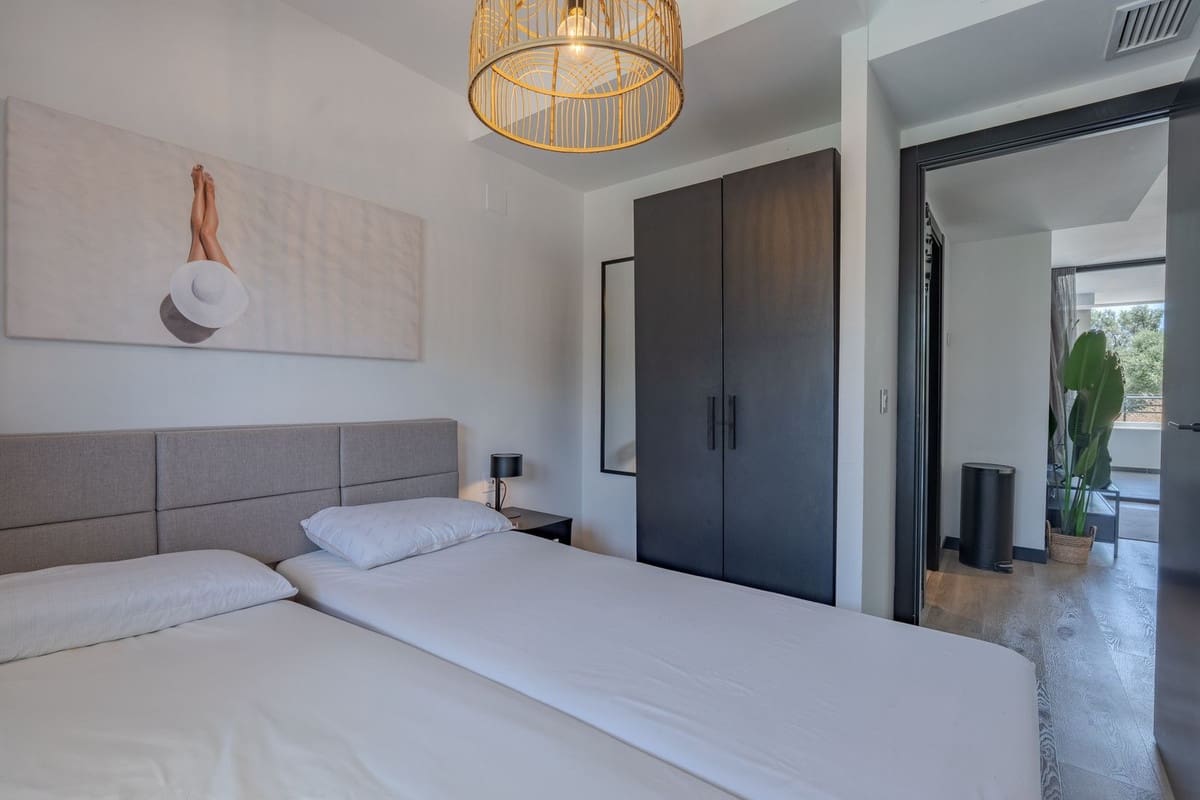 2 soverom Leilighet til salgs i Mijas Costa med svømmebasseng garasje - € 329 000 (Ref: 9971970)
