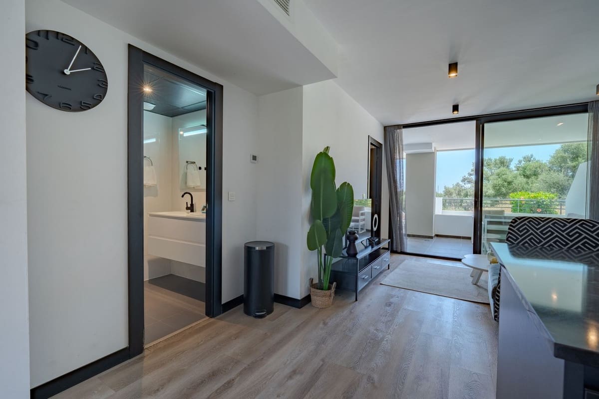 2 soverom Leilighet til salgs i Mijas Costa med svømmebasseng garasje - € 329 000 (Ref: 9971970)