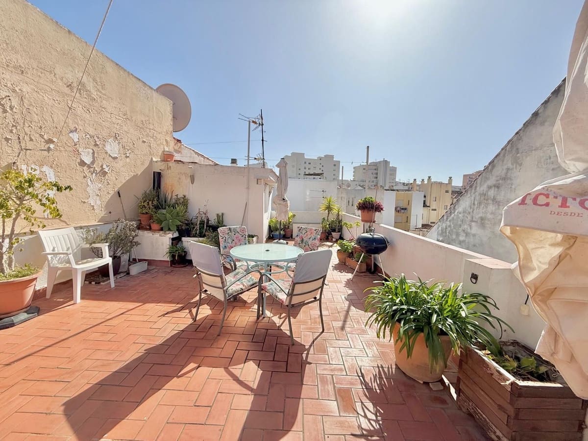 Apartamento de 2 habitaciones en Fuengirola en venta - 359.000 € (Ref: 9971973)