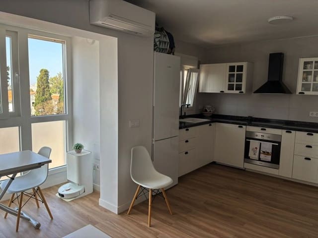 1 slaapkamer Appartement te koop in Nueva Andalucia, Marbella - € 215.000 (Ref: 9971974)
