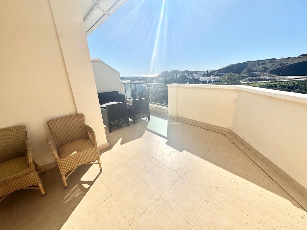 2 soveværelse Lejlighed til salg i Cerro del Aguila med swimmingpool garage - € 345.000 (Ref: 9971975)