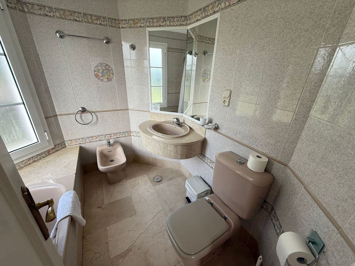 3 soveværelse Lejlighed til salg i Mijas Golf med swimmingpool - € 350.000 (Ref: 9971978)