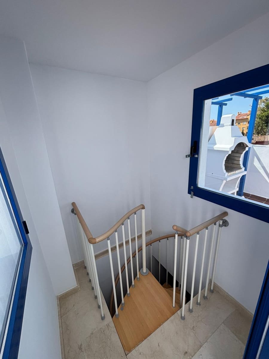 1 chambre Appartement à vendre à Benalmadena Costa avec piscine - 269 000 € (Ref: 9971979)