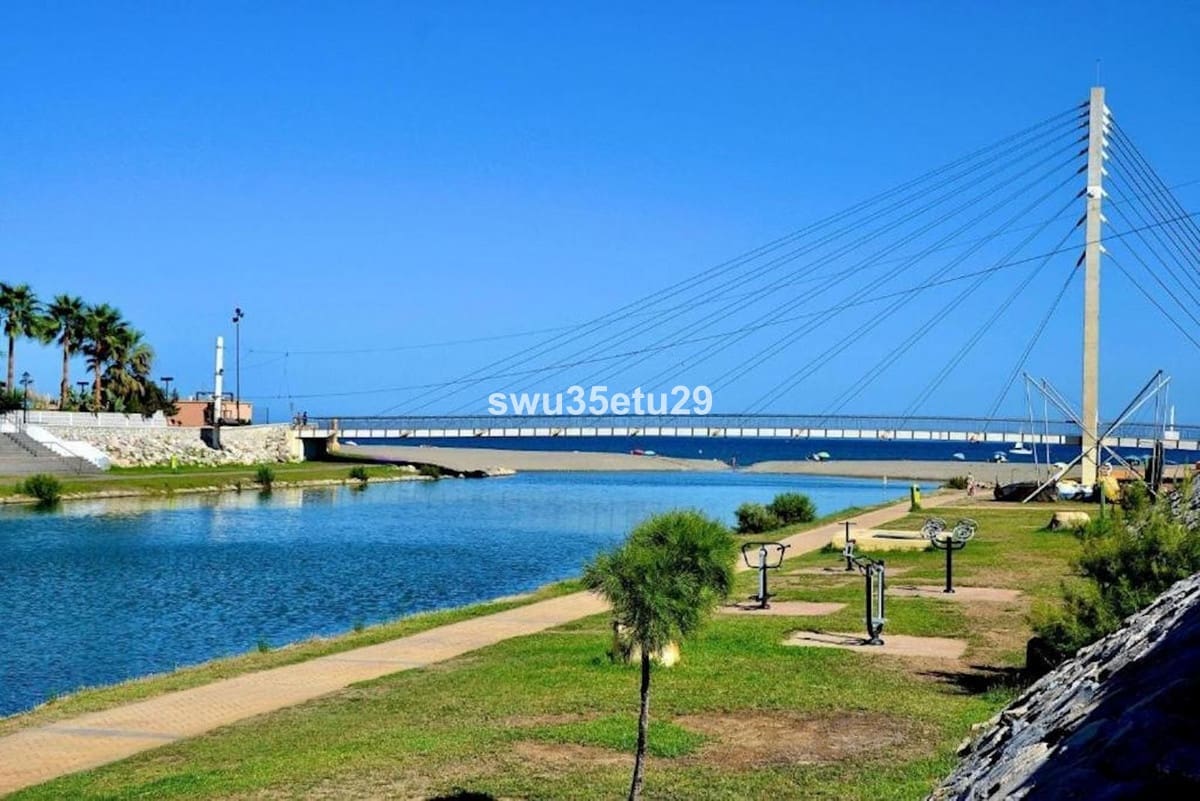 1 soveværelse Lejlighed til salg i Fuengirola med swimmingpool garage - € 385.000 (Ref: 9971980)