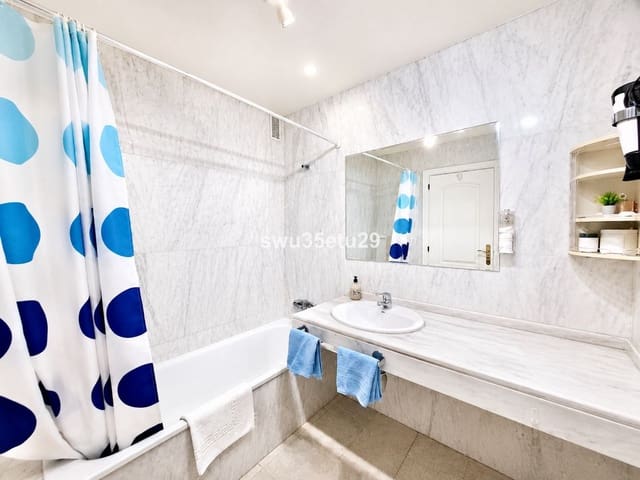 1 soveværelse Lejlighed til salg i Fuengirola med swimmingpool garage - € 385.000 (Ref: 9971980)