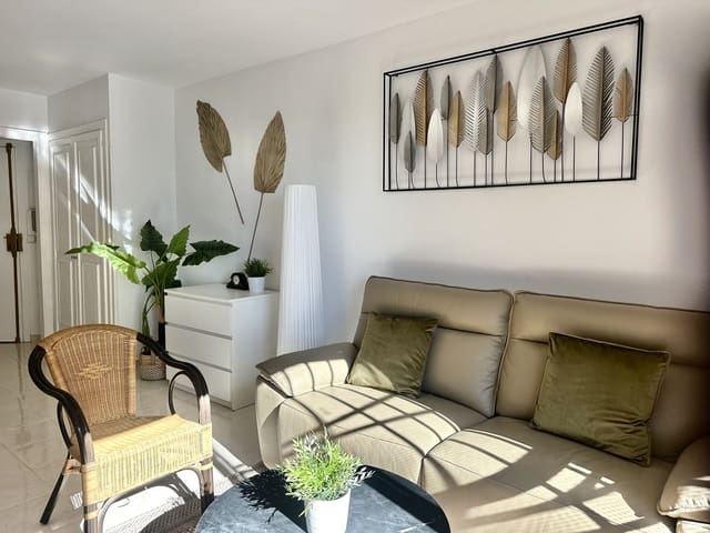 Apartamento de 2 habitaciones en Calahonda, Mijas en venta - 284.700 € (Ref: 9971988)