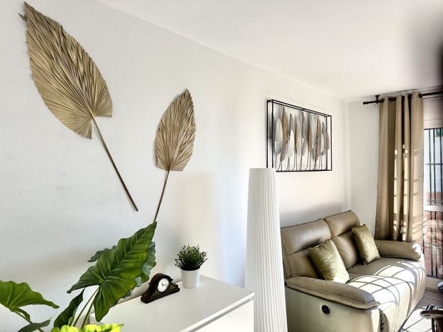 Apartamento de 2 habitaciones en Calahonda, Mijas en venta - 284.700 € (Ref: 9971988)