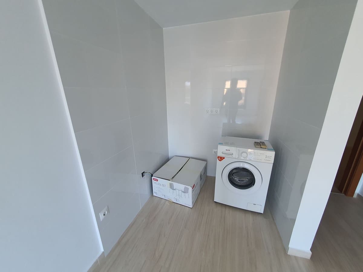 1 soveværelse Lejlighed til salg i Fuengirola med swimmingpool - € 335.000 (Ref: 9971990)