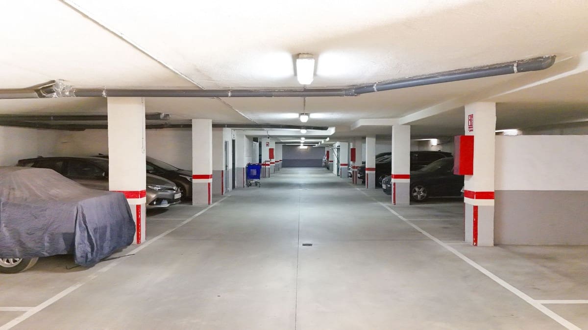 2 soverom Leilighet til salgs i El Faro med svømmebasseng garasje - € 259 000 (Ref: 9971993)
