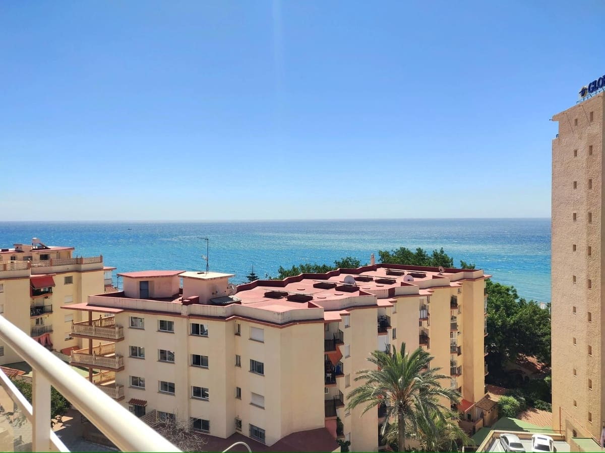 1 bedroom Apartment for sale in Fuengirola with pool - € 310,000 (Ref: 9971999)