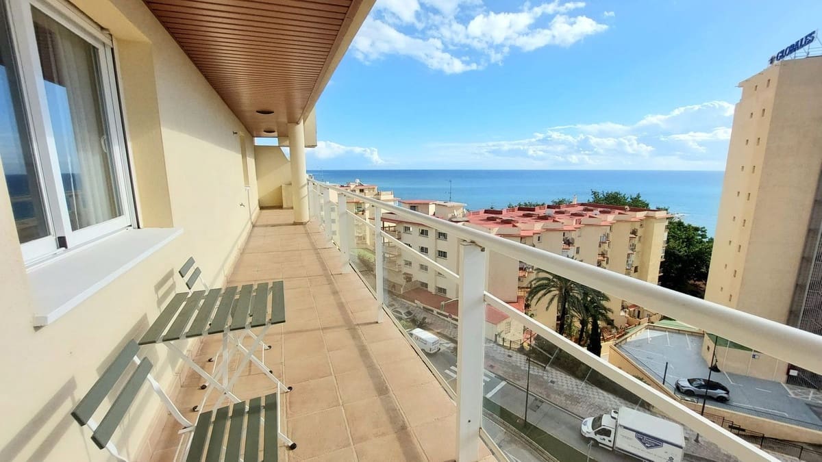 1 bedroom Apartment for sale in Fuengirola with pool - € 310,000 (Ref: 9971999)