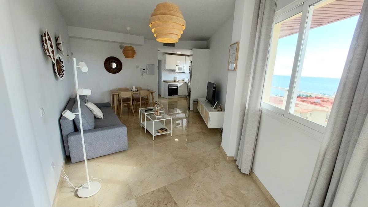 1 bedroom Apartment for sale in Fuengirola with pool - € 310,000 (Ref: 9971999)
