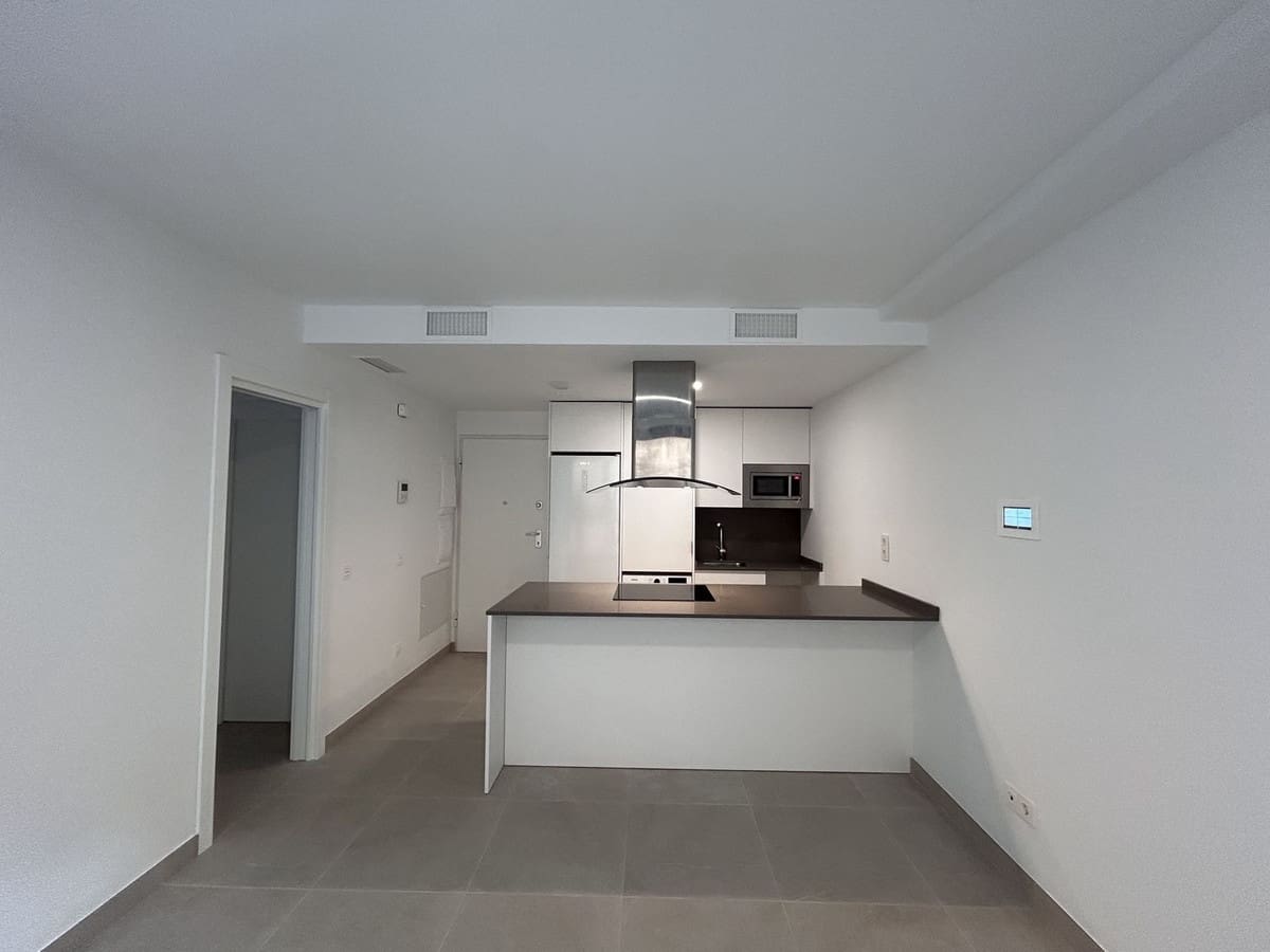1 slaapkamer Appartement te koop in Estepona - € 299.000 (Ref: 9972001)