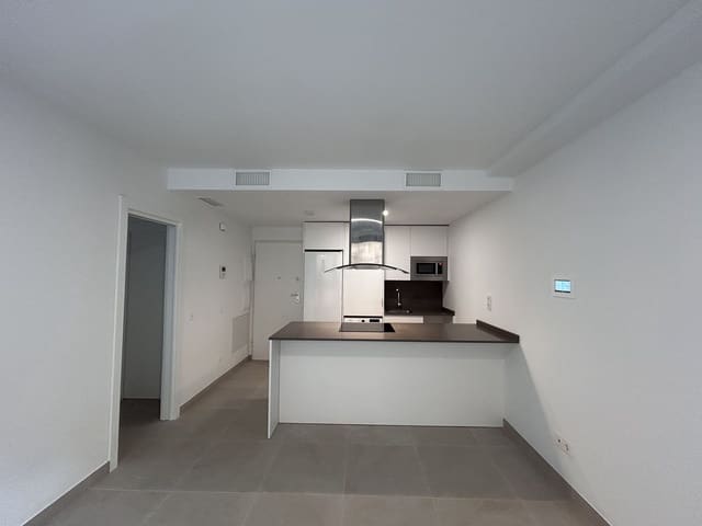 1 slaapkamer Appartement te koop in Estepona - € 299.000 (Ref: 9972001)