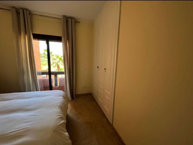 Apartamento de 2 habitaciones en San Luis de Sabinillas, Manilva en venta con piscina garaje - 281.000 € (Ref: 9972003)