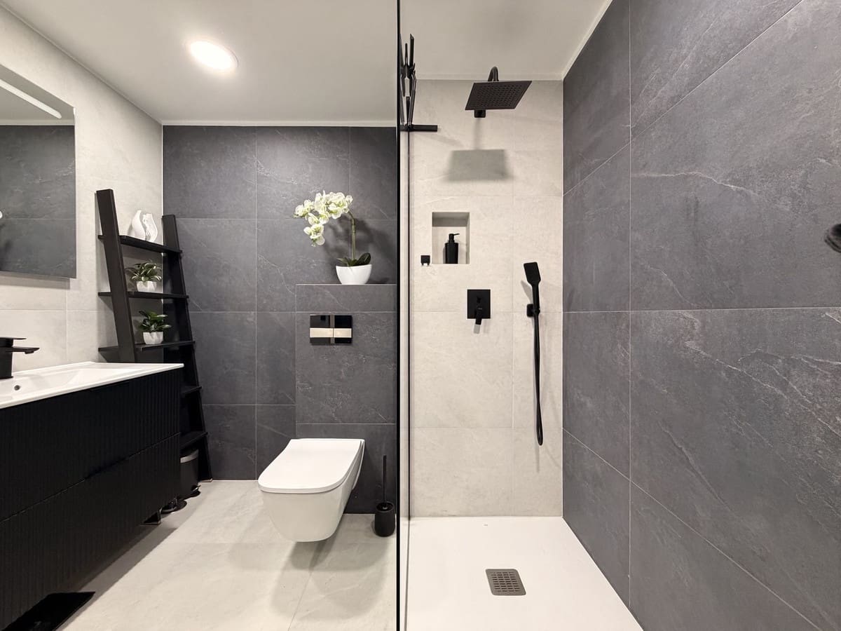 Apartamento de 2 habitaciones en La Reserva en venta con piscina - 360.000 € (Ref: 9972004)