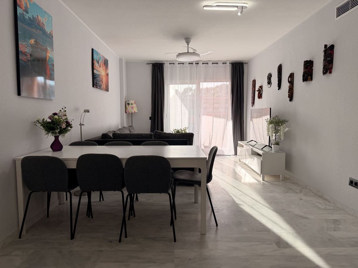 Apartamento de 2 habitaciones en La Reserva en venta con piscina - 360.000 € (Ref: 9972004)