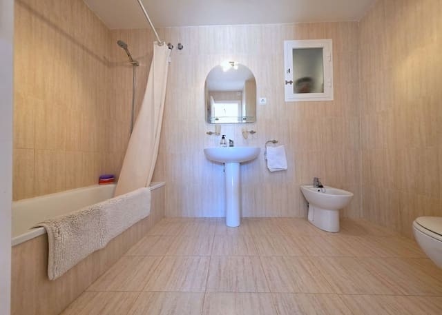 2 soveværelse Lejlighed til salg i Calahonda, Mijas med swimmingpool - € 345.000 (Ref: 9972005)