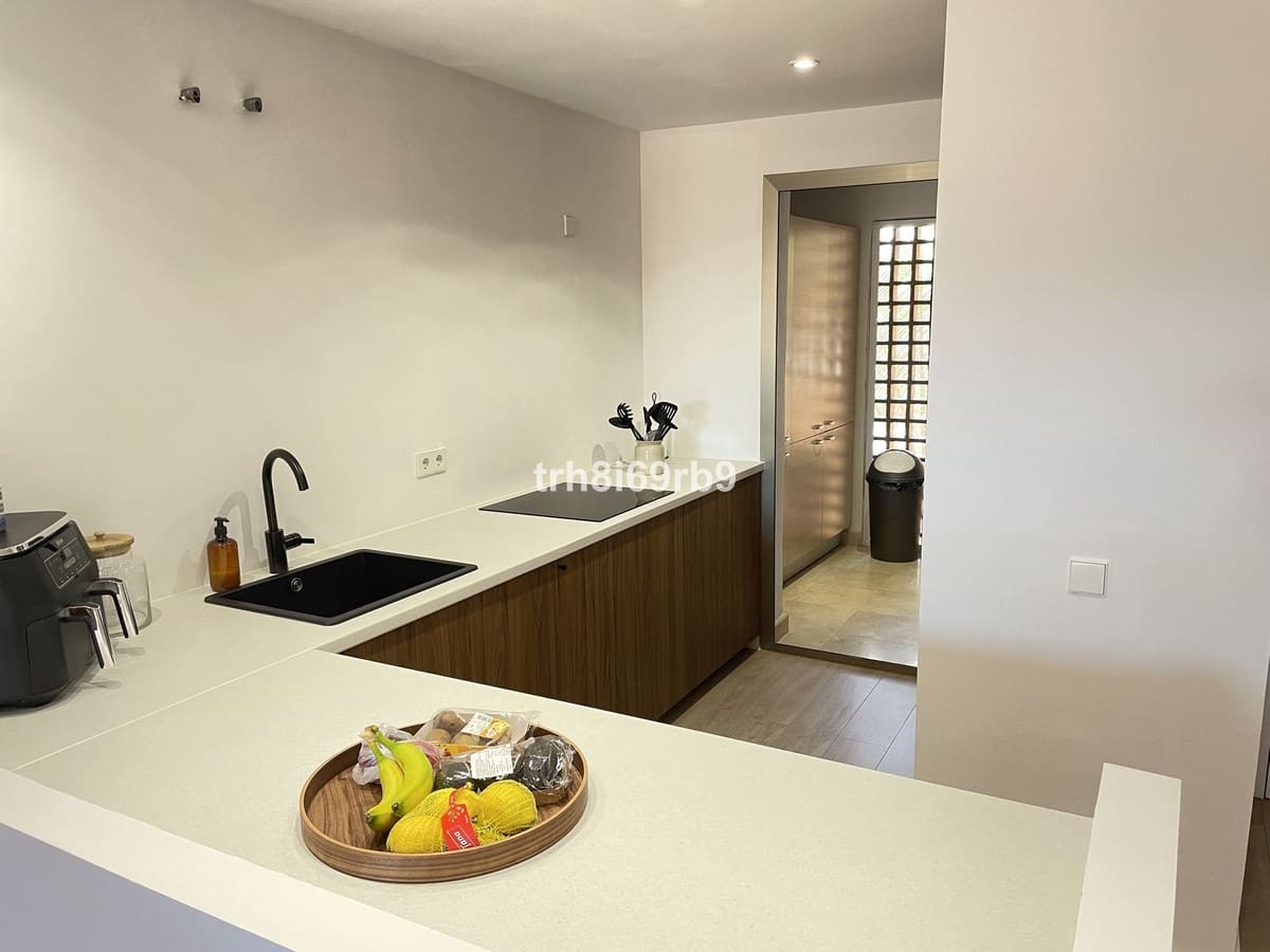 2 bedroom Apartment for sale in Bel-Air with pool - € 395,000 (Ref: 9972006)