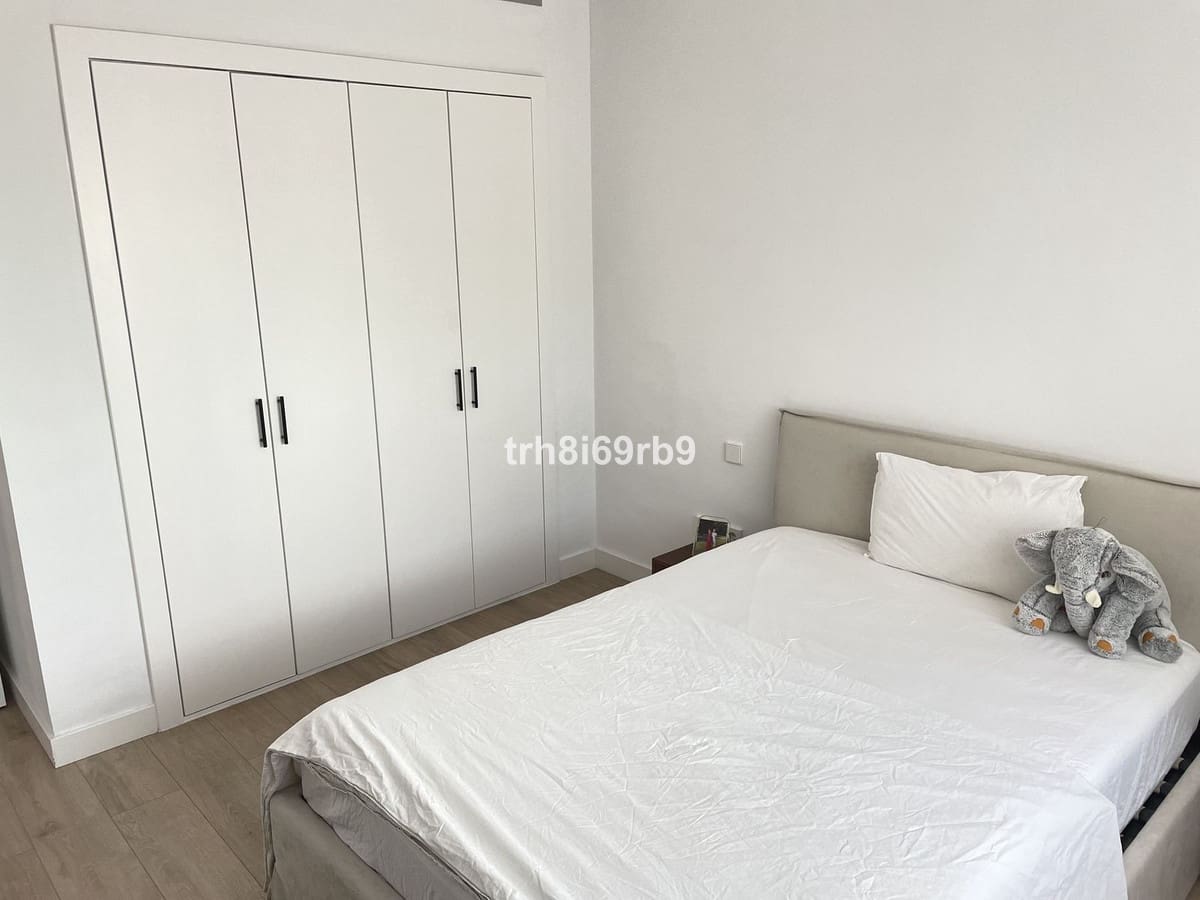 2 bedroom Apartment for sale in Bel-Air with pool - € 395,000 (Ref: 9972006)