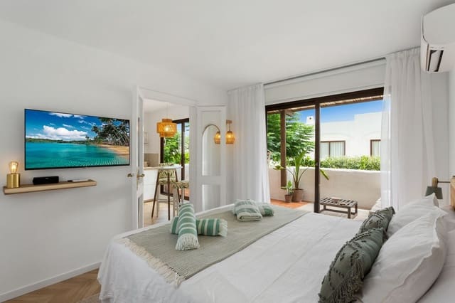 1 soveværelse Lejlighed til salg i Estepona med swimmingpool - € 349.000 (Ref: 9972007)