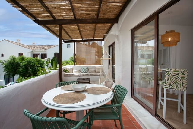 1 soveværelse Lejlighed til salg i Estepona med swimmingpool - € 349.000 (Ref: 9972007)