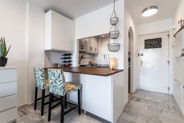 2 soveværelse Lejlighed til salg i Riviera del Sol, Mijas med swimmingpool - € 269.000 (Ref: 9972008)