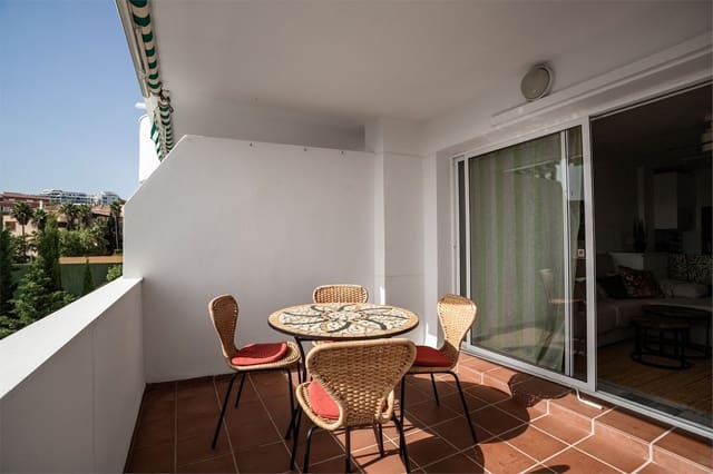2 soveværelse Lejlighed til salg i Riviera del Sol, Mijas med swimmingpool - € 269.000 (Ref: 9972008)