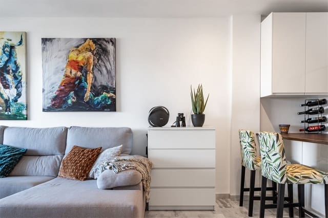 2 soveværelse Lejlighed til salg i Riviera del Sol, Mijas med swimmingpool - € 269.000 (Ref: 9972008)