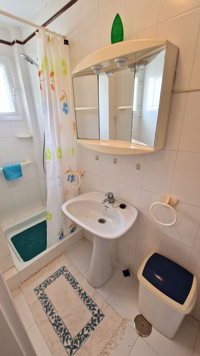 2 soverom Leilighet til salgs i Riviera del Sol med svømmebasseng garasje - € 315 000 (Ref: 9972010)