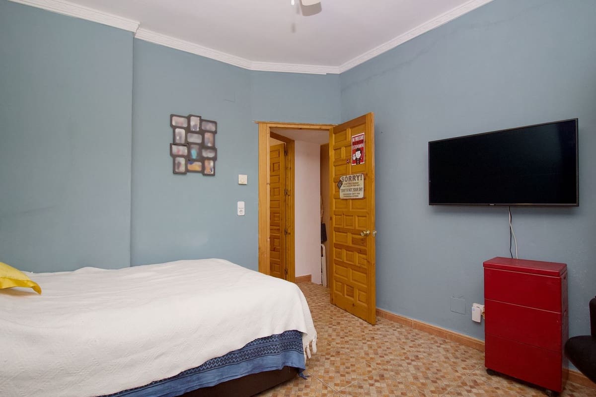 5 slaapkamer Halfvrijstaande villa te koop in Coin met zwembad - € 370.000 (Ref: 9972012)