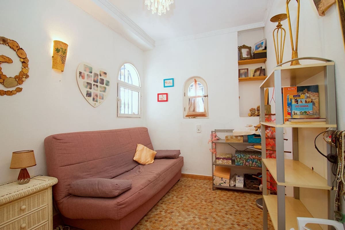 5 slaapkamer Halfvrijstaande villa te koop in Coin met zwembad - € 370.000 (Ref: 9972012)