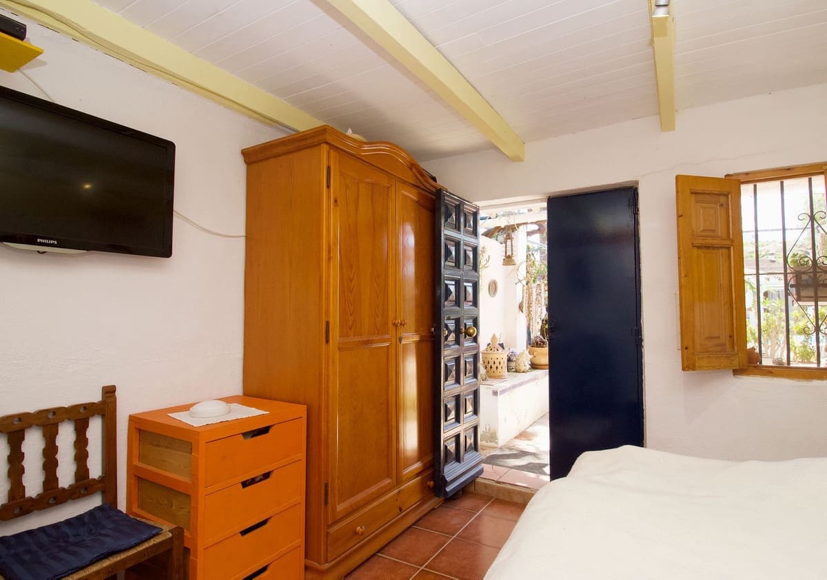 5 slaapkamer Halfvrijstaande villa te koop in Coin met zwembad - € 370.000 (Ref: 9972012)