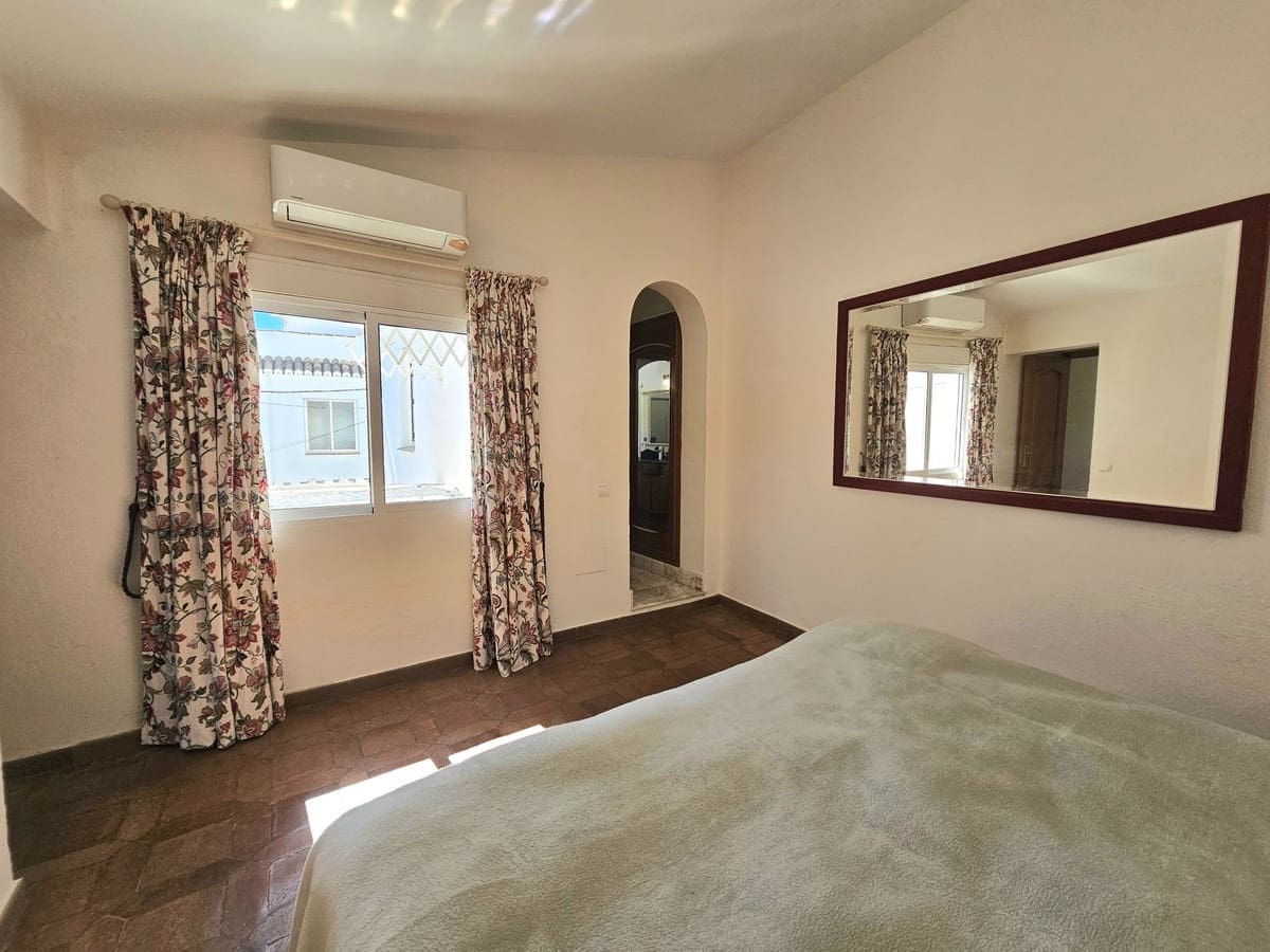 2 bedroom Townhouse for sale in Mijas - € 299,000 (Ref: 9972015)