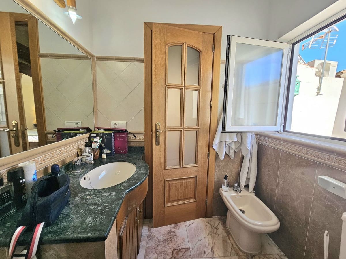 2 bedroom Townhouse for sale in Mijas - € 299,000 (Ref: 9972015)