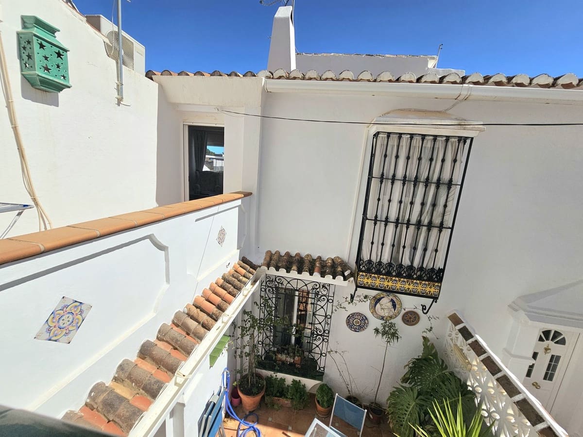 2 bedroom Townhouse for sale in Mijas - € 299,000 (Ref: 9972015)