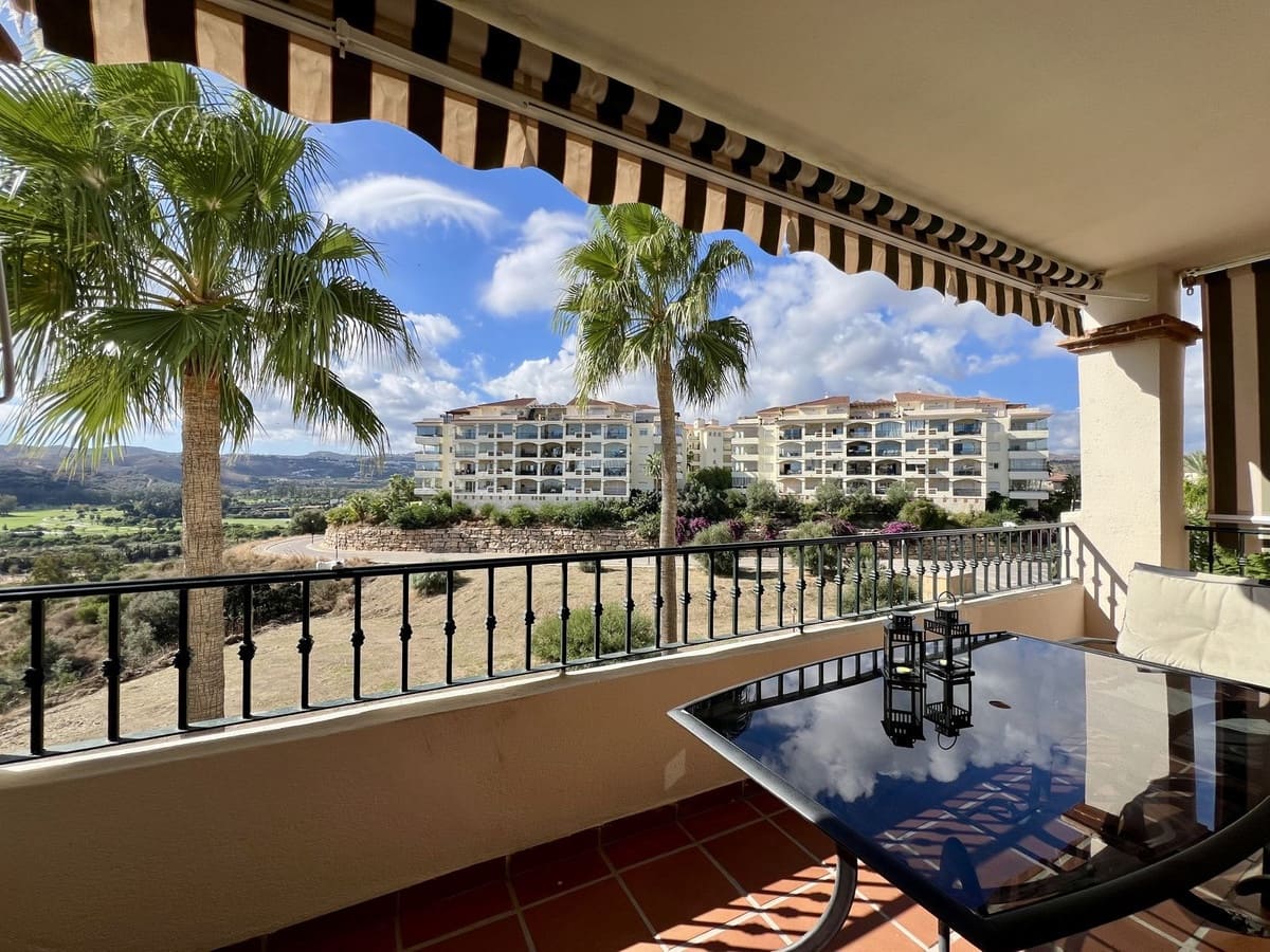 2 Zimmer Apartment zu verkaufen in La Cala Hills mit Pool Garage - 340.000 € (Ref: 9972016)