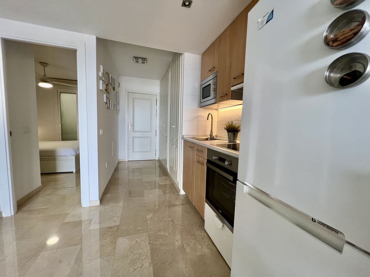 Apartamento de 1 habitación en Benalmádena en venta con piscina - 270.000 € (Ref: 9972019)