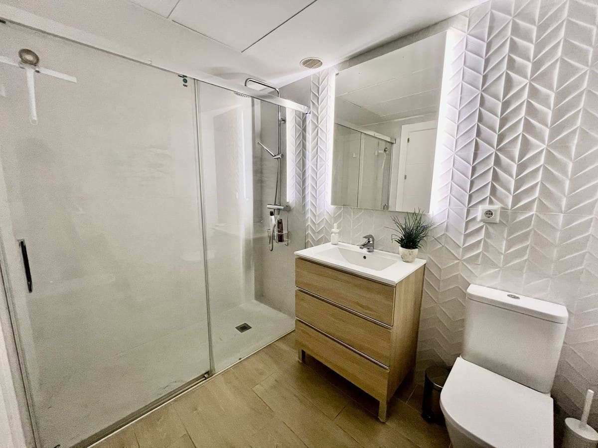 Apartamento de 1 habitación en Benalmádena en venta con piscina - 270.000 € (Ref: 9972019)