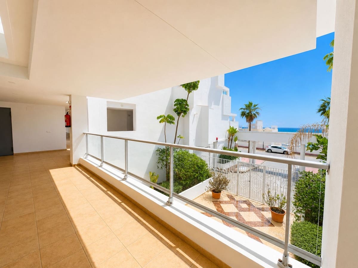 Apartamento de 1 habitación en Benalmádena en venta con piscina - 270.000 € (Ref: 9972019)