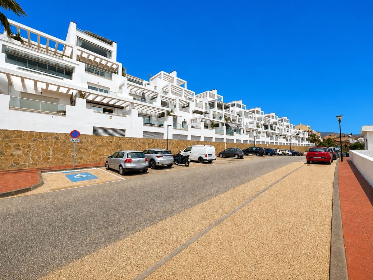 Apartamento de 1 habitación en Benalmádena en venta con piscina - 270.000 € (Ref: 9972019)