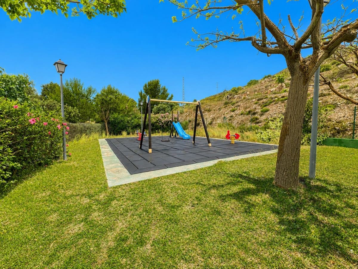 Apartamento de 1 habitación en Benalmádena en venta con piscina - 270.000 € (Ref: 9972019)
