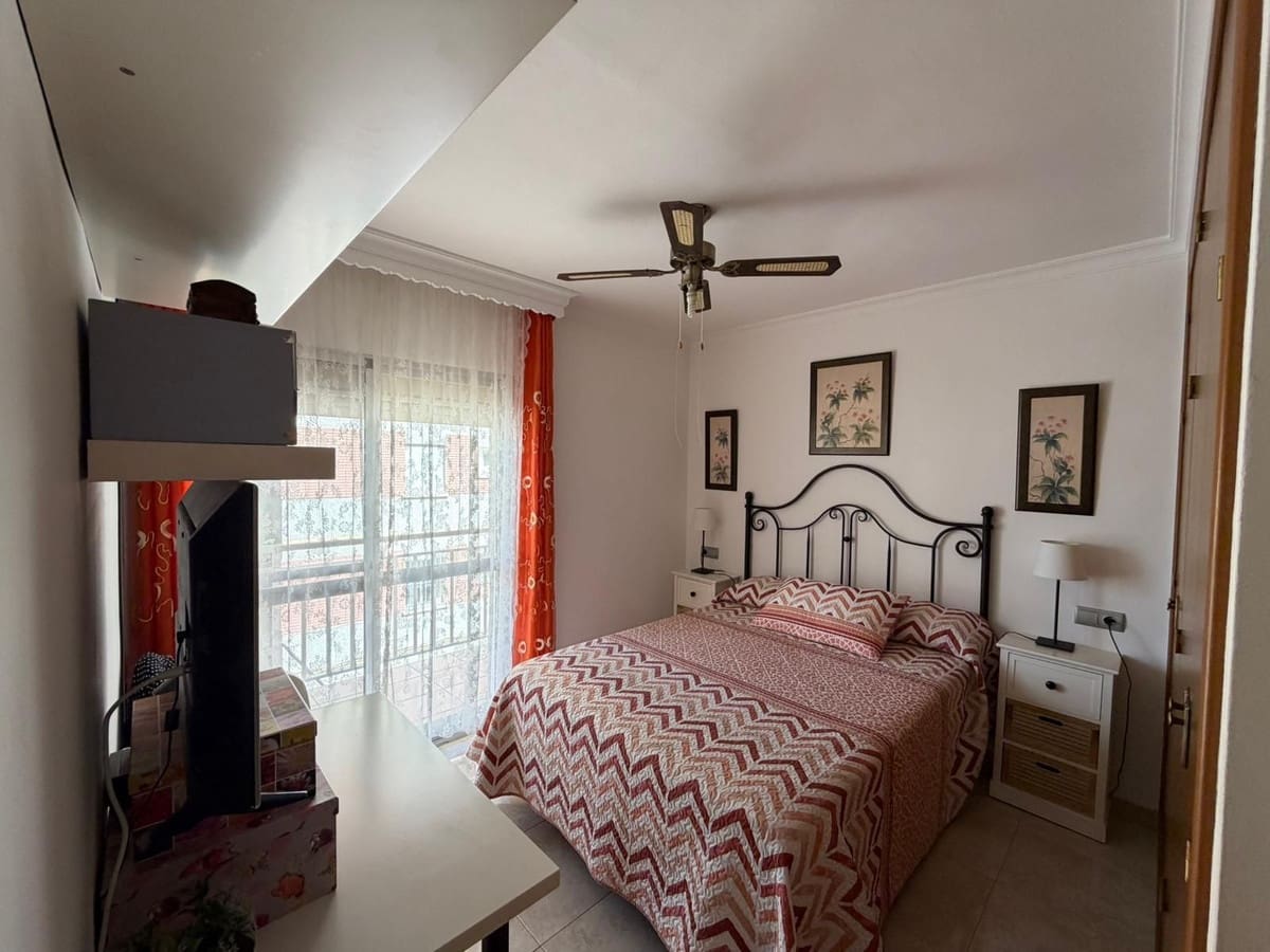2 slaapkamer Appartement te koop in Fuengirola - € 315.000 (Ref: 9972031)