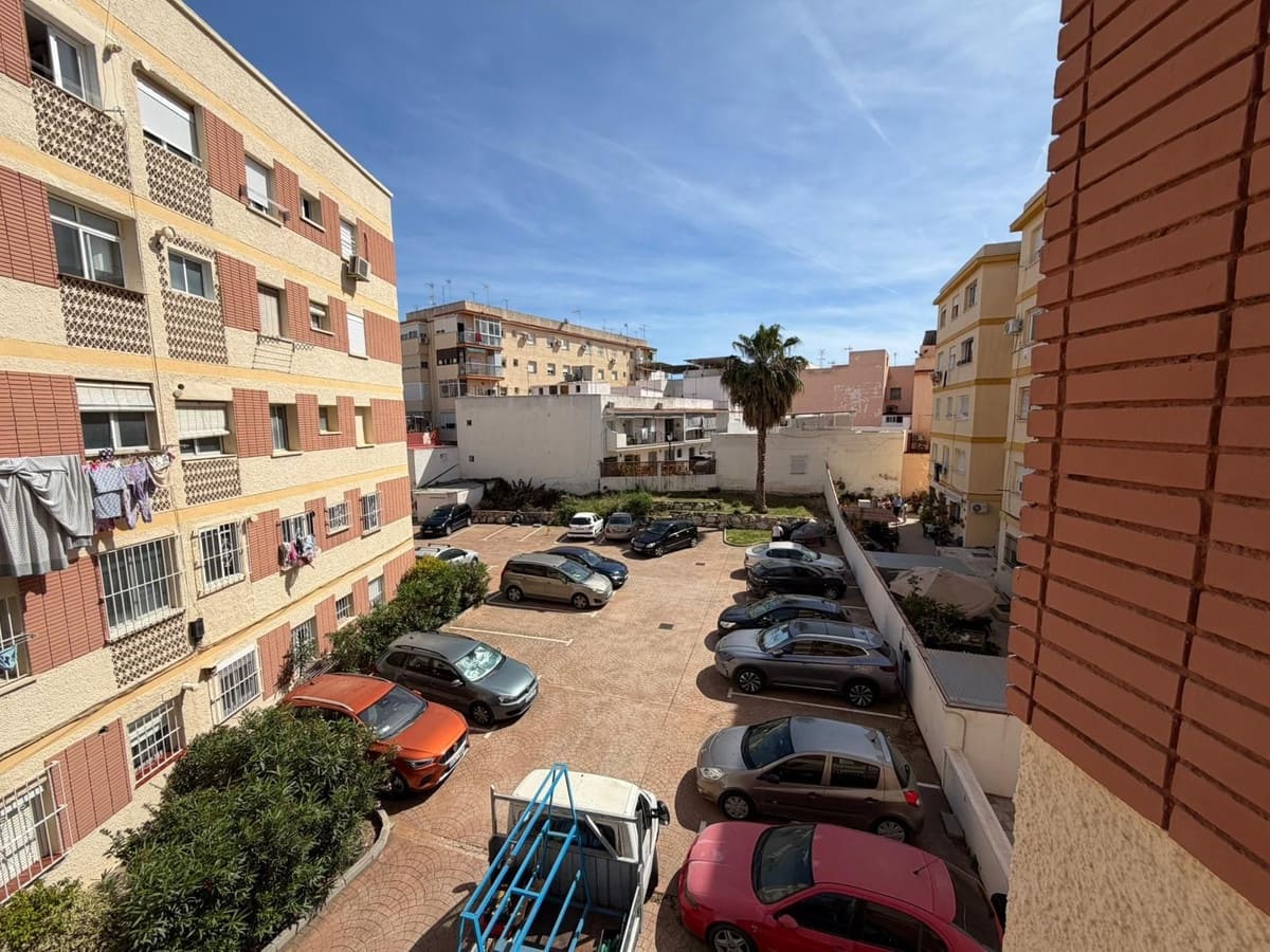 2 slaapkamer Appartement te koop in Fuengirola - € 315.000 (Ref: 9972031)